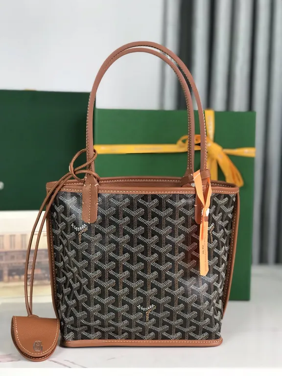 Goyard Bag 